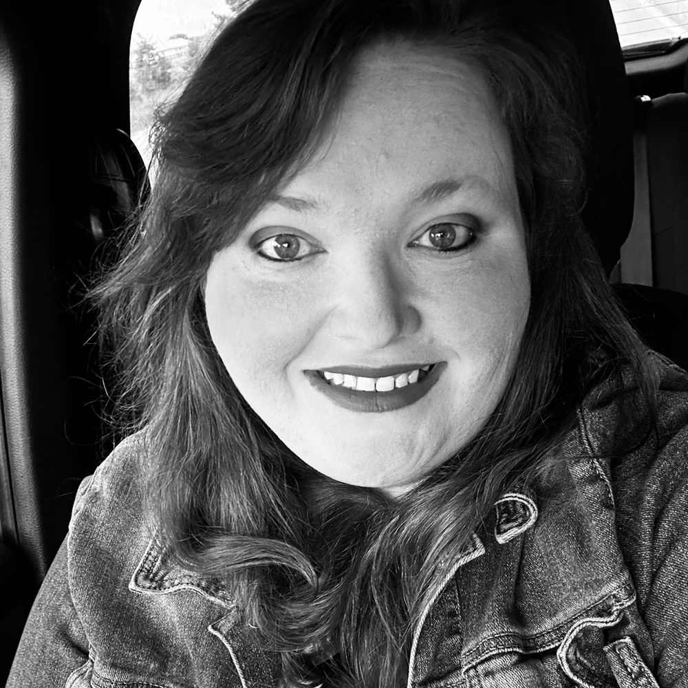 Meet your Posher, Elizabeth d